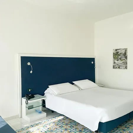 Regina Cristina Ξενοδοχείο 4*