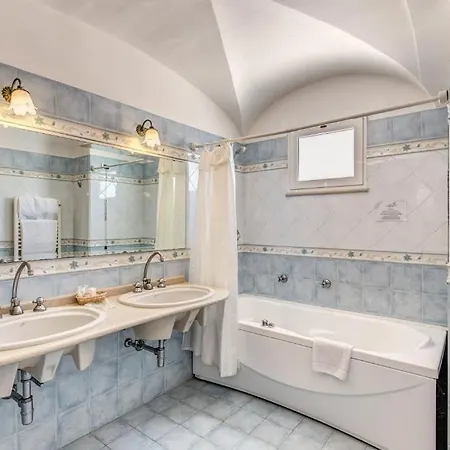 Regina Cristina Ξενοδοχείο 4*