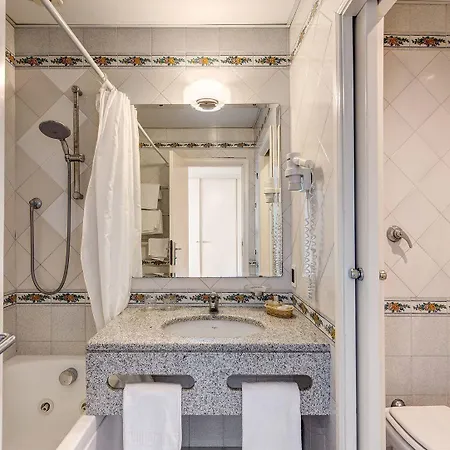 Regina Cristina 4*