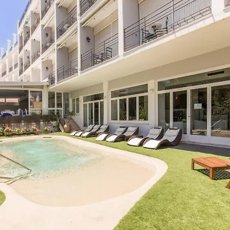 Regina Cristina Hotell 4*