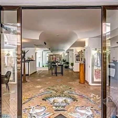 Regina Cristina Otel